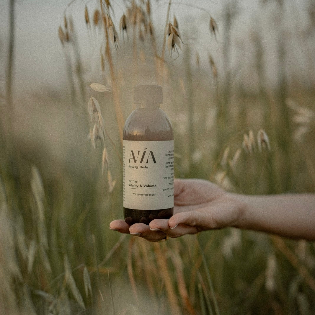 טינקטורה (מיצוי צמחים נוזלי) - להפסקת נשירה ועידוד צמיחת השיער